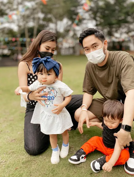 Syahnaz Sadiqah dan Jeje Govinda (Instagram/syahnazs)