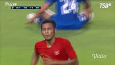 Berita video momen gol fantastis Timnas Indonesia yang dicetak Zulfiandi pada laga ketiga Grup B Piala AFF 2018 kontra Thailand di Stadion Rajamangala, Bangkok, Sabtu (17/11/2018).