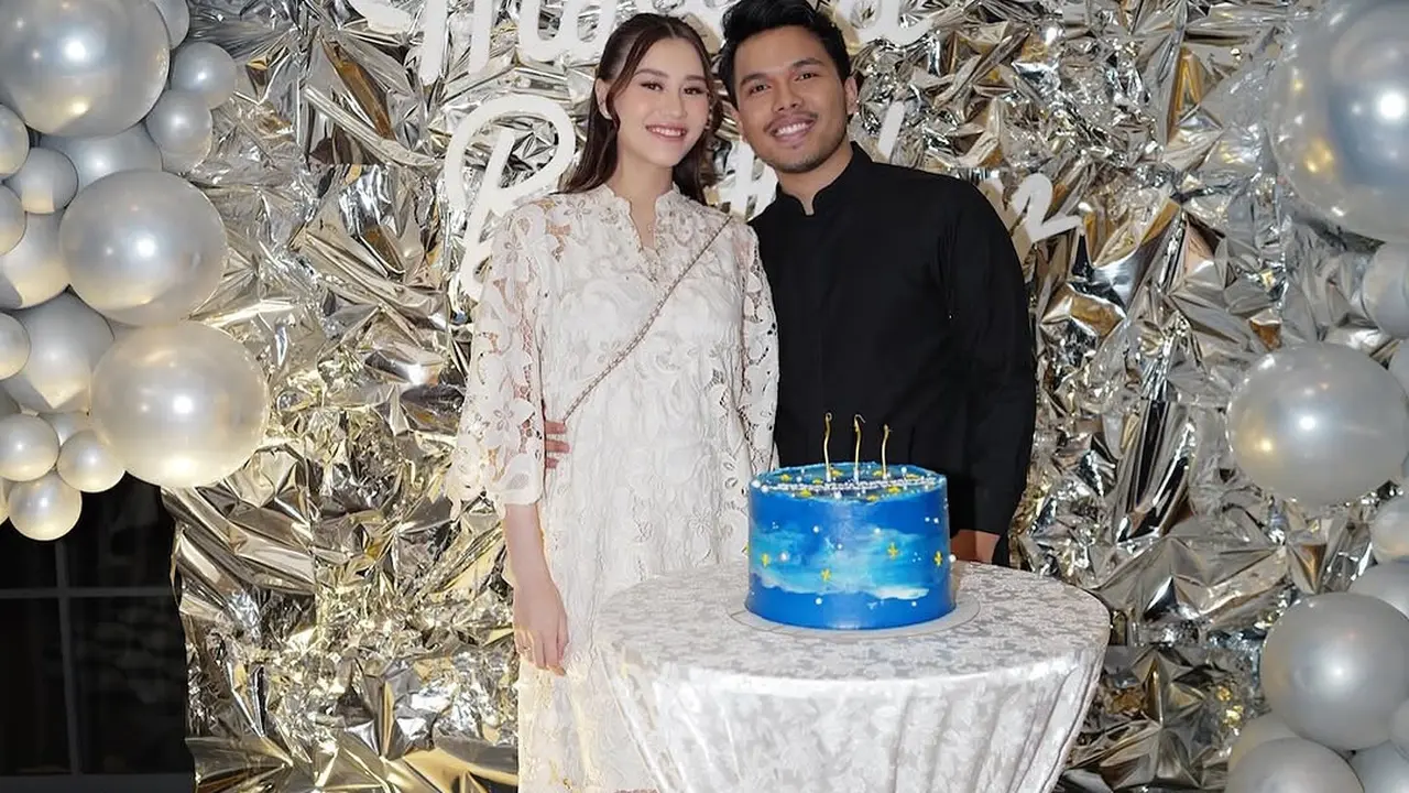 Gaya Aaliyah Massaid Rayakan Ulang Tahun ke-23 Sekalian Bukber, Bumil Tampil Anggun Kenakan Lace Dress
