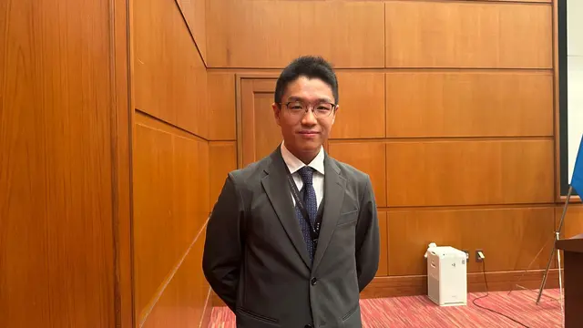 Presiden Japan-ASEAN Youth Summit Hiroki Kimiwada dalam pembukaan JAYS 2025 di Kedutaan Besar Jepang untuk ASEAN, Jakarta, Kamis (20/2/2025). (Liputan6.com/Benedikta Miranti)