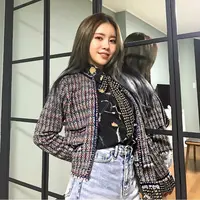 Beberapa waktu publik dihebohkan dengan kabar tentang Suga BTS yang berpacaran dengan Suran. Kabar itu bermula dari saat Suran menyebut kata yoongi pada foto yang diunggahnya. (Foto: instagram.com/suranelenashin)