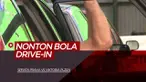 Berita Video New Normal, Suporter Viktoria Plzen dan Sparta Praha Nobar Drive-in