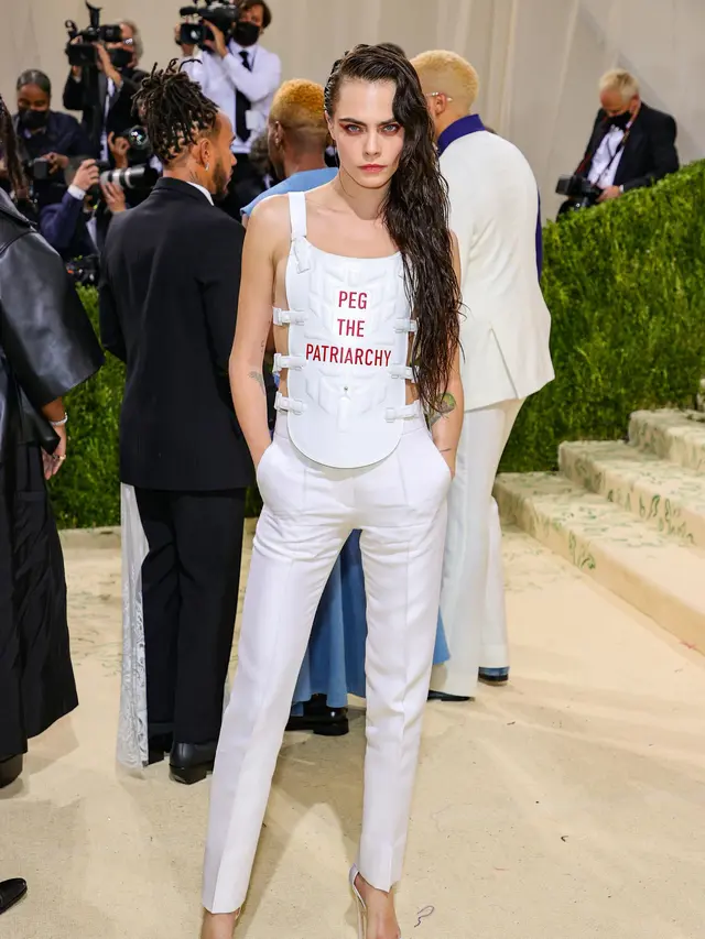 Deretan Gaun Statement Bernafas Politik di Met Gala 2021, Apa Maknanya?