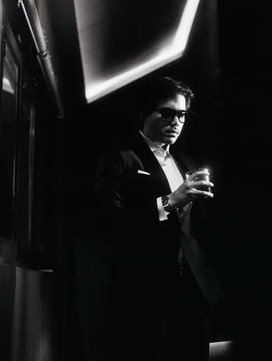 Ia kini fokus berbisnis meski juga tetap jadi influencer di medsos. [Instagram @ovirangkuti]