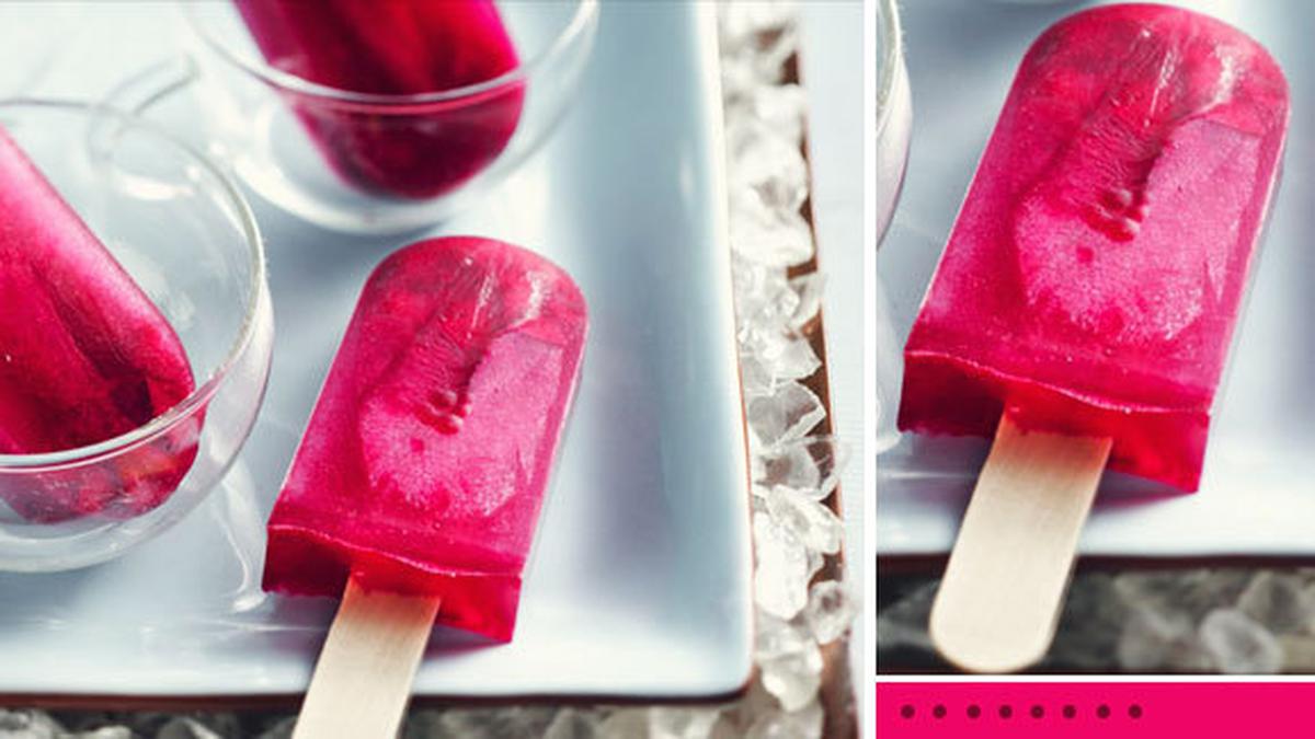 Strawberry Tea Ice Pops