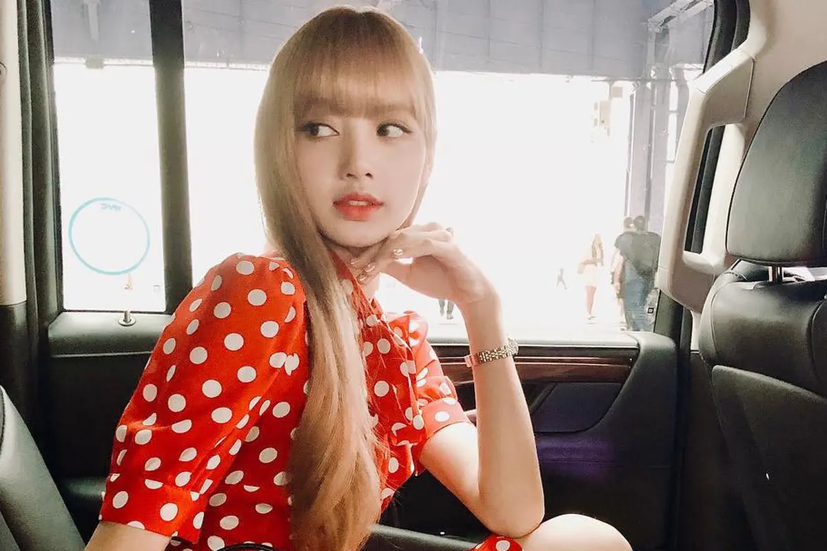 Lisa BLACKPINK