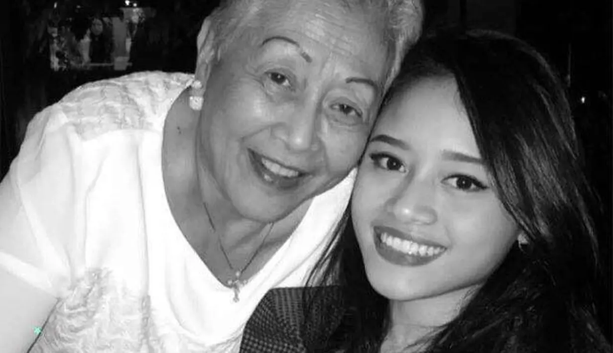 Anak Onky Alexander 'Catatan Si Boy' yang bernama Sasqia Putri. (Sumber: Instagram/@ongky_.alexander29)