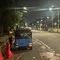 Jalan Merdeka Selatan kembali dibuka pada pukul 18.30 WIB setelah sempat ditutup akibat aksi demo mahasiswa di Patung Arjuna Wijaya, Jakarta. (Foto: Liputan6.com/Rifqy Alief Abiyya).