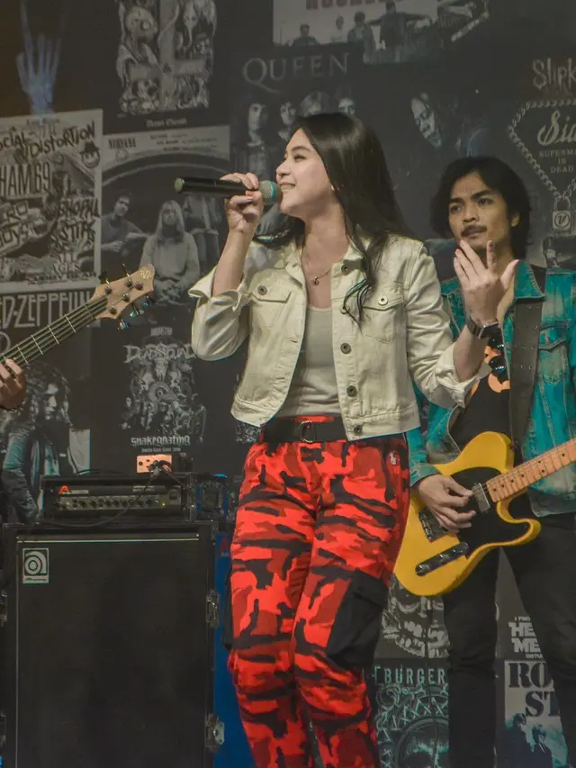 6 Potret Dyah Novia, Peserta Bintang Pantura yang Curi Perhatian