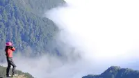 Tragis, Pendaki Berbikini Tewas Jatuh ke Jurang di Taman Nasional Yushan