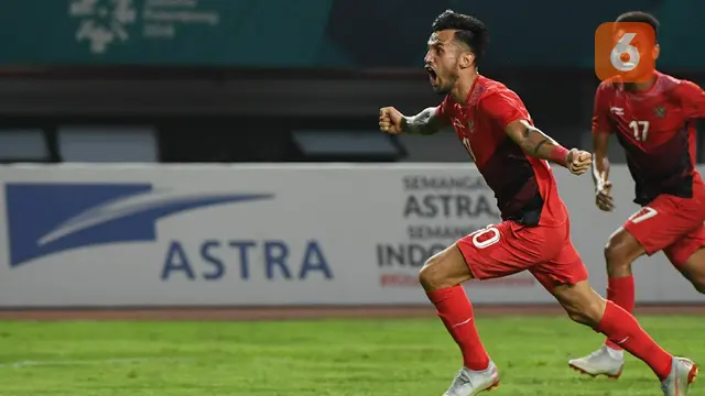 Sepak Bola : Indonesia Vs Hong Kong