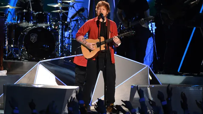 [Bintang] Kisah di Balik Kemenangan Ed Sheeran di Grammy Awards 2018