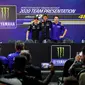 Keberadana Jorge Lorenzo sebagai pembalap penguji Yamaha akan membantu Maverick Vinales dan Valentino Rossi (Twitter/Yamaha)