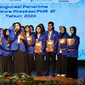 Sepuluh penerima beasiswa prestasi Pertamina 2024, nampak sumringah mengikuti Inaugurasi Penerima Beasiswa Prestasi S-1 Tahun 2024, yang digelar PT Pertamina Hulu Rokan (PHR) di Gedung Pertemuan RCC Rumbai, Pekanbaru, Riau. (Liputan6.com/Jayadi Supriadin)