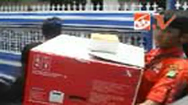 Polisi Sita 12 Senjata Api dan TNT