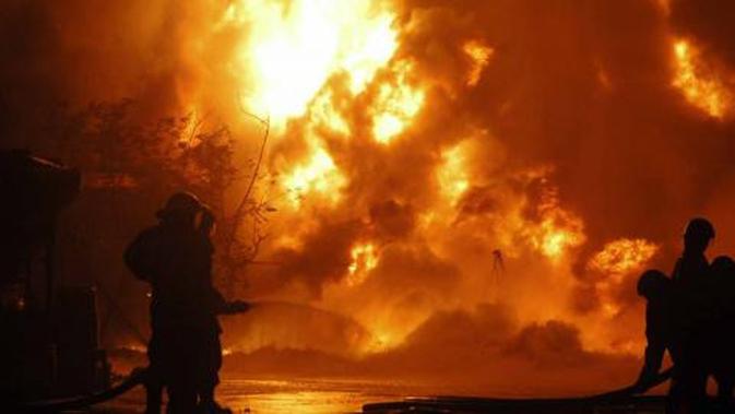 Subuh Mencekam di Tanjung Priok, 4 Orang Tewas Terjebak Api