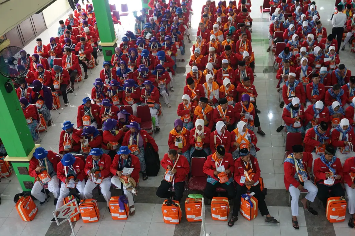 Calon Jemaah Haji Kloter 1 Embarkasi Solo