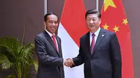 Presiden Jokowi dan Presiden RRT Xi Jinping menggelar pertemuan untuk membahas sektor perdagangan, investasi, ekonomi digital dan pariwisata Indonesia.