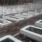 Deretan makam pahwalan di Taman Makam Pahlawan Patriot Garut (Liputan6.com/Jayadi Supriadin)