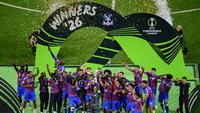 Crystal Palace menjadi juara Conference League 2025/2026. (John MACDOUGALL / AFP)