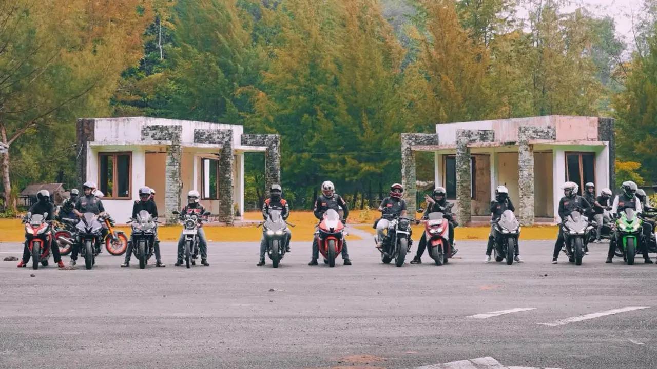 komunitas