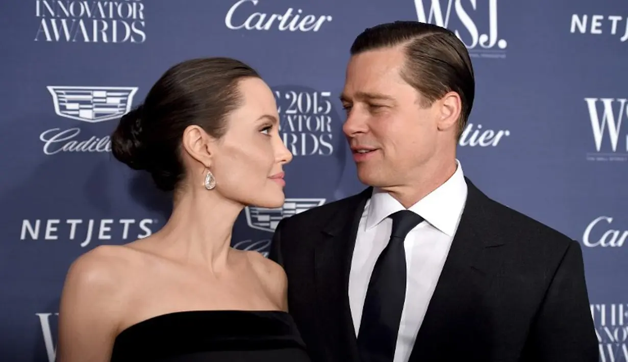 Tiga tahun lalu, saat mereka bertemu, Angelina Jolie masih berbahagia dengan Brad Pitt. Namun tentu saja banyak yang berubah saat ini. (DIMITRIOS KAMBOURIS  GETTY IMAGES NORTH AMERICA  AFP)