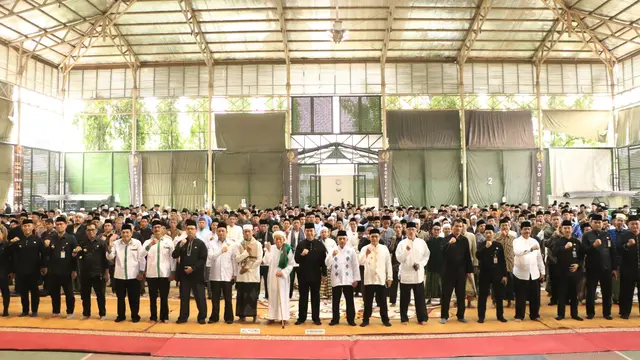 500 Kyai se'Kabupaten Serang Dapatkan Bantuan Sembako. (Dokumentasi Pemkab Serang).