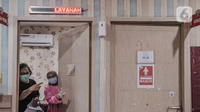 Antusiasme Warga Lansia Ikuti Vaksinasi COVID-19