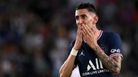 Angel Di Maria telah melakoni pertandingan terakhirnya bersama Paris Saint-Germain saat menjamu menjamu FC Metz pada laga pekan ke-38 Liga Perancis minggu 2021/2022, Minggu (22/5/2022) dini hari WIB. (AFP/Anne-Christine Poujoulat)