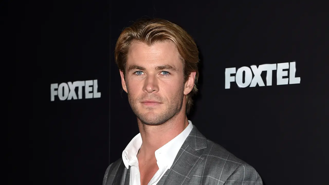 [Bintang] Chris Hemsworth