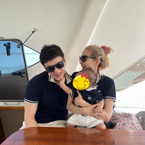 Chuqur tomoq porno oyin