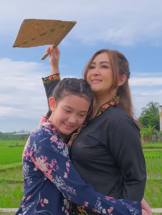 [Instagram/nafaurbach]