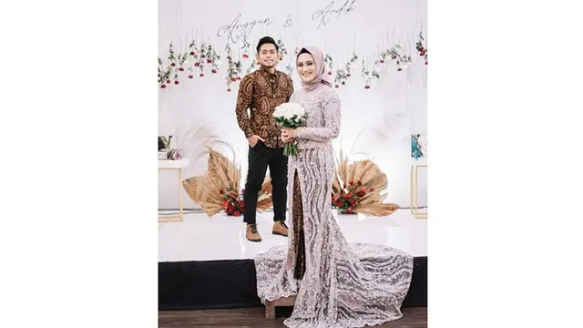 6 Momen Lamaran Andik Vermansah dan Silvia Anggun, Tebar Senyum Bahagia