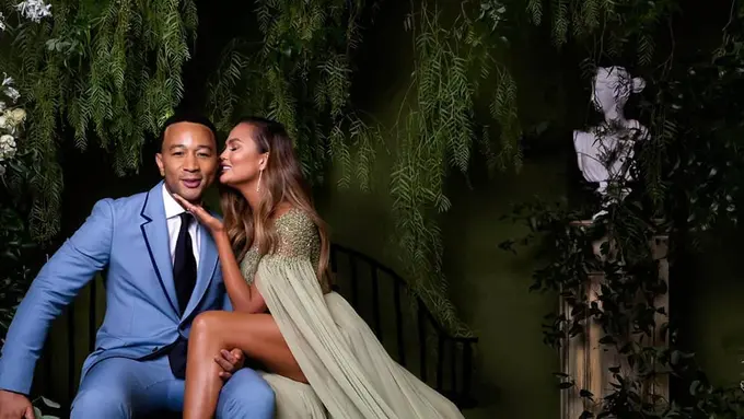 [Fimela] Chrissy Teigen dan John Legend