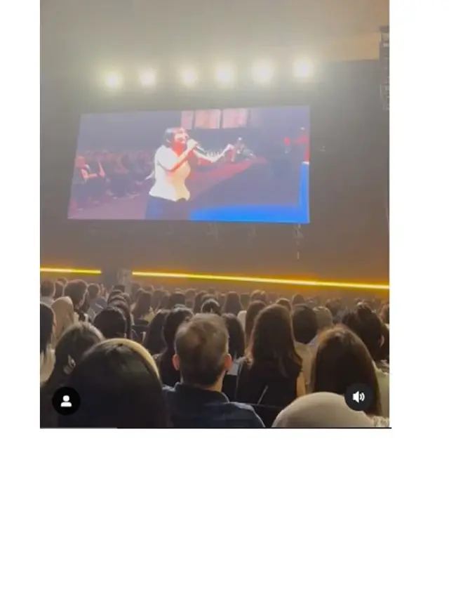 6 Potret Cherly Juno Nonton Konser David Foster, Diajak Nyanyi Bareng
