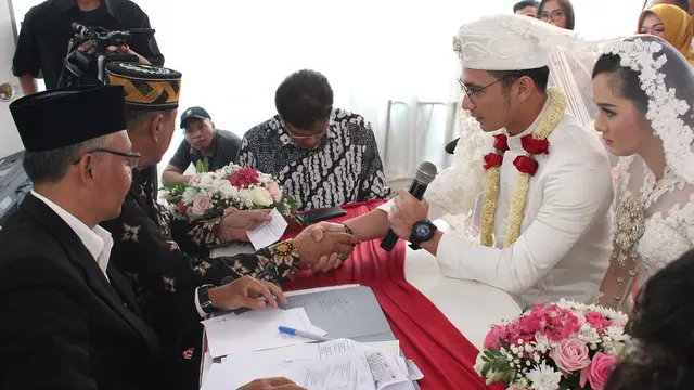[Bintang] Eza Gionino dan Meiza Aulia