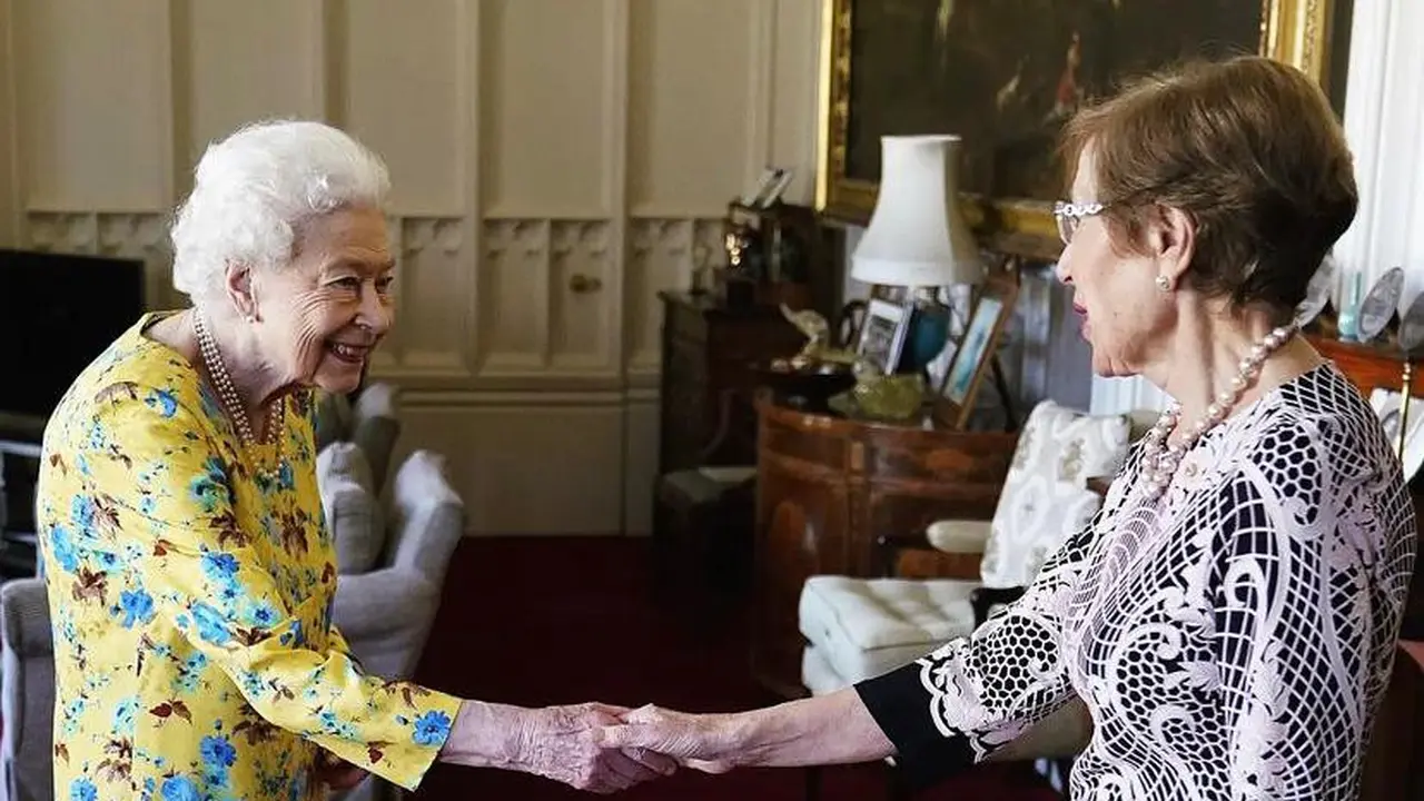 Ratu Elizabeth II Pamer Potongan Rambut Baru Usai Platinum Jubilee