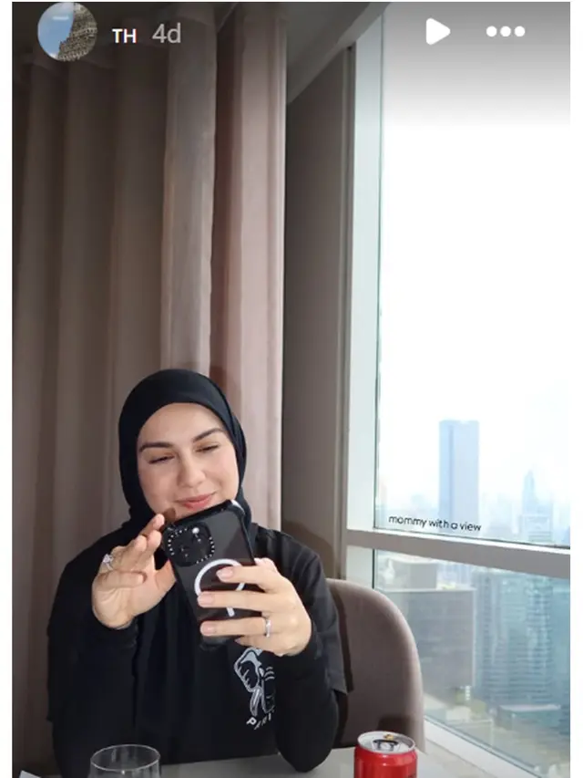 6 Potret Kebersamaan Irish Bella dan Dua Putri Sambungnya di Bangkok, Bak Sahabat