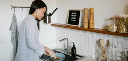 Menu makan malam praktis dalam sekejap. [Dok/Pexels.com/Sarah Chai].