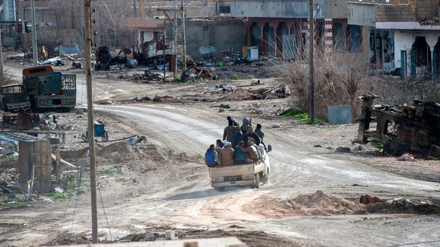 Memburu Militan ISIS di Kantong Terakhir Kekhalifahan