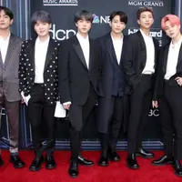 BTS sukses jadi bintang di Billboard Music Awards 2019 dengan 2 piala yang diraih. (Foto: Footwear News)