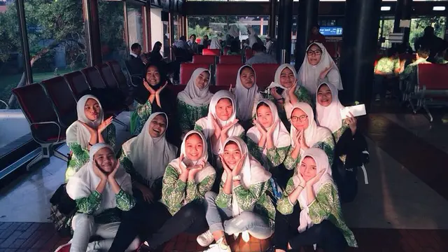 6 Potret Dannia Salsabilla saat Pakai Hijab, Curi Perhatian