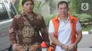 Tersangka selaku pengacara Alfin Suherman tiba untuk menjalani pemeriksaan di kantor KPK, Jakarta, Jumat (15/11/2019). Alfin Suherman diperiksa untk pengembangan aliran suap terkait penangan perkara penipuan investasi Sendy Perico. (merdeka.com/Dwi Narwoko)