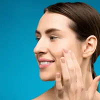 Kolagen membantu menjaga struktur dan elastisitas kulit. Ketika produksinya menurun, beberapa tanda penuaan pun dapat mulai terlihat. (Foto/Dok: Pexels)