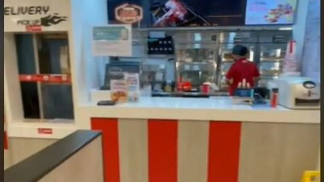 Warganet Indonesia Bagikan Tips Makan Hemat di KFC Korea