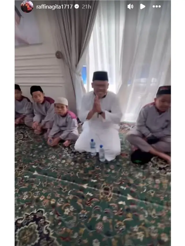 8 Momen Akikah Baby Lily Anak Angkat Raffi-Nagita, Sederhana Bernuansa Pink