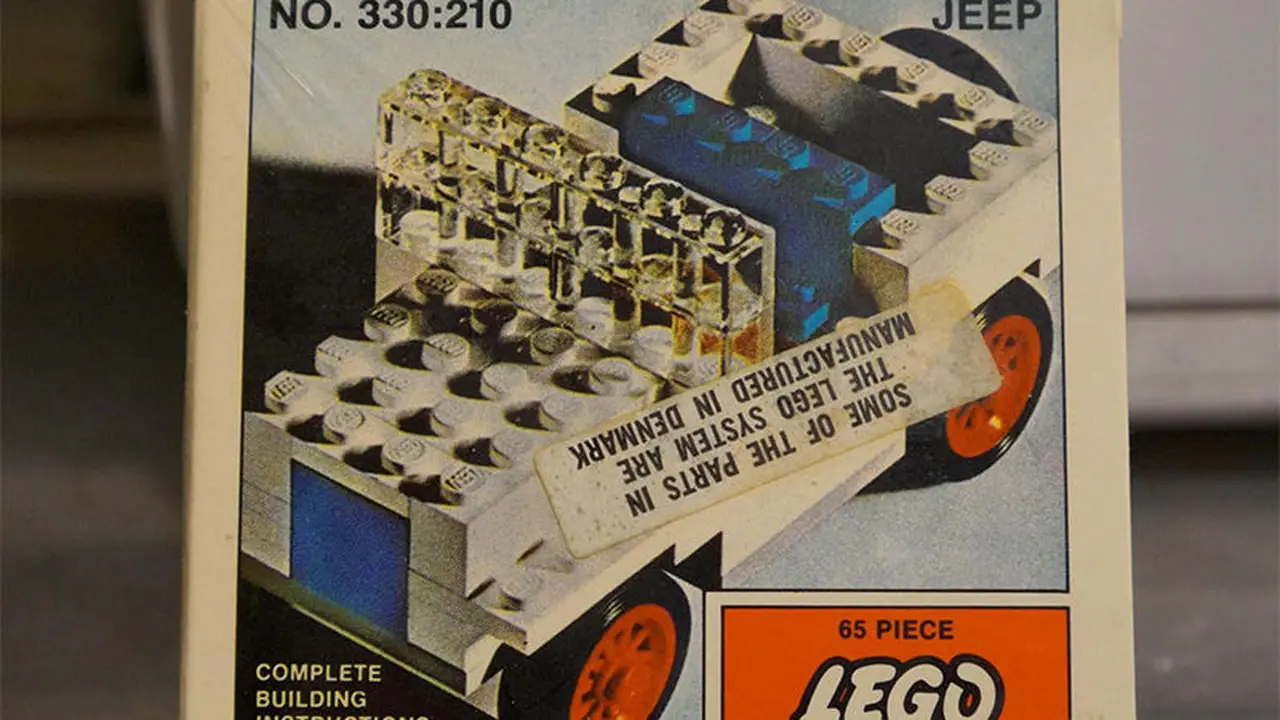 Lego Jeep 300