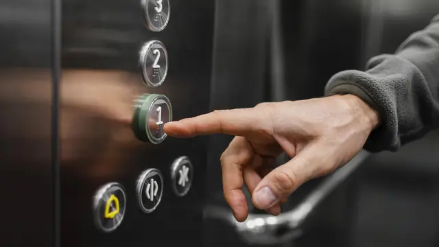 Ilustrasi Lift (sumber: Freepik)