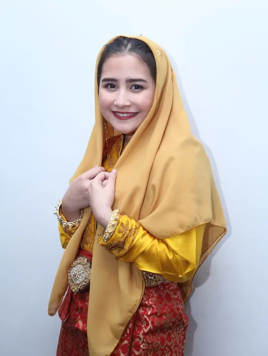 Prilly Latuconsina