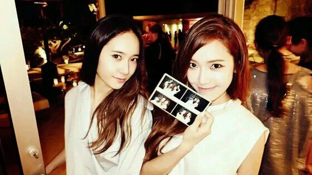 Jessica & Krystal Undang Personel f(x) Jadi Tamu Istimewa